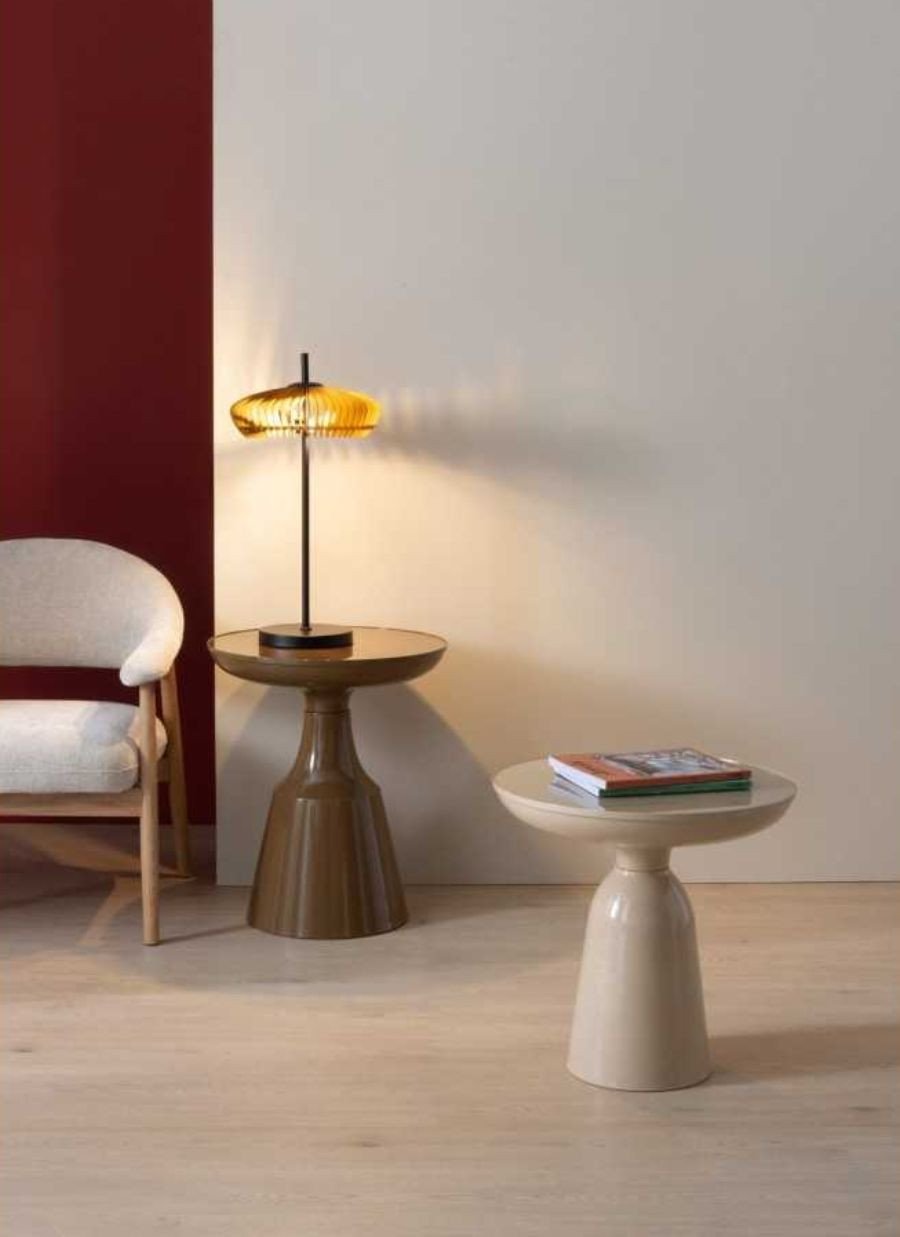 Mesa Auxiliar de Metal Beige con...